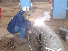 Fabrication of stainless steel air grid for FCC for KRPC